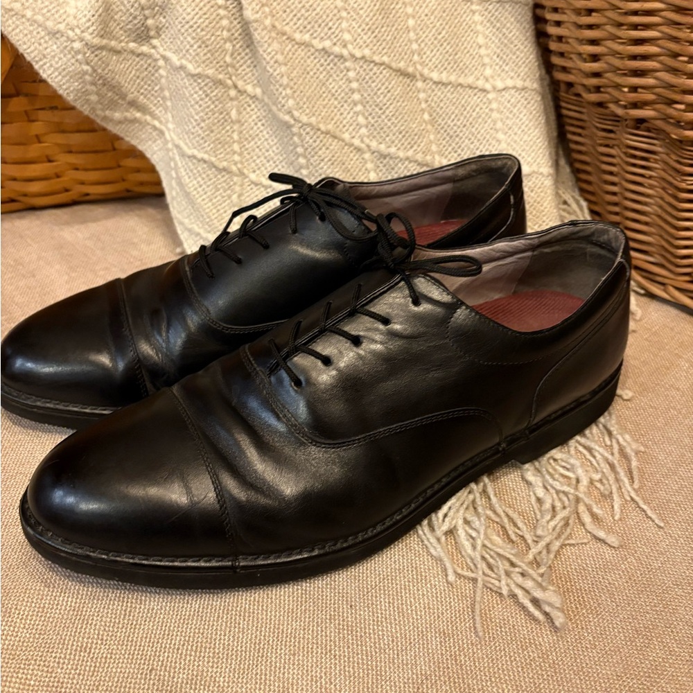 Black leather mens dress shoes